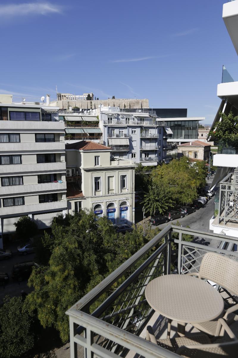 Hera Hotel 4*